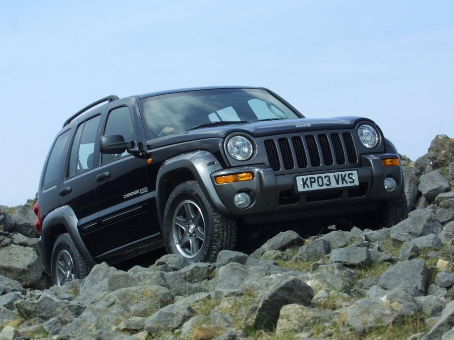  Jeep Cherokee Sport 2003 года  (UK) (фото 4 из 5)